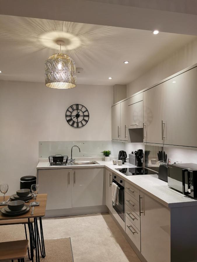 Axiom Apartment - Beautiful Stylish 2 Bed. Cheltenham Eksteriør billede